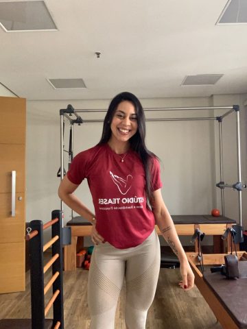 Gabi Ferreira apresenta metodologia de Pilates focada em evolução e resultados consistentes