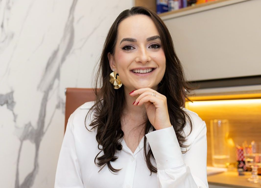 Além do Diagnóstico: o olhar humanizado de Dra. Aline Dalacqua no desenvolvimento infantil