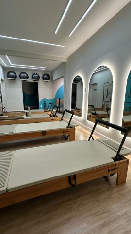 Thatiane Serra transforma o Pilates em experiência de acolhimento e qualidade de vida em Campinas