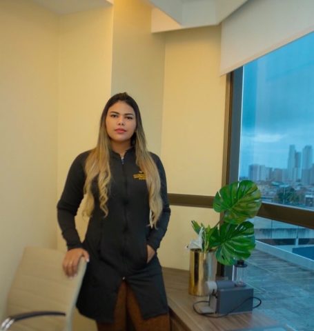 Dra. Karolline Souza amplia sua marca em três estados brasileiros Dra. Karolline Souza amplia sua marca em três estados brasileiros