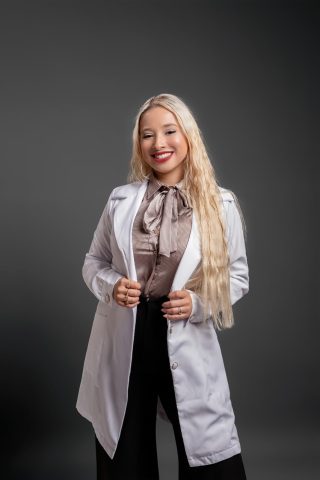 Dra. Sabrina Silva: Quando cuidar se torna propósito Dra. Sabrina Silva: Quando cuidar se torna propósito