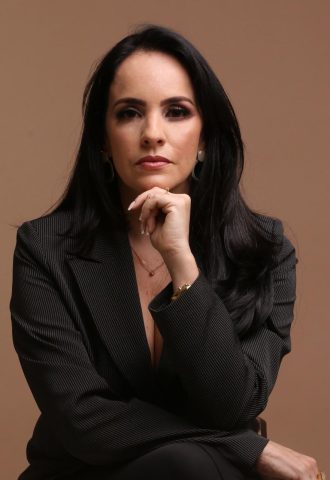 Emanuella Arruda amplia os caminhos da Fisioterapia por meio do cuidado e do empreendedorismo